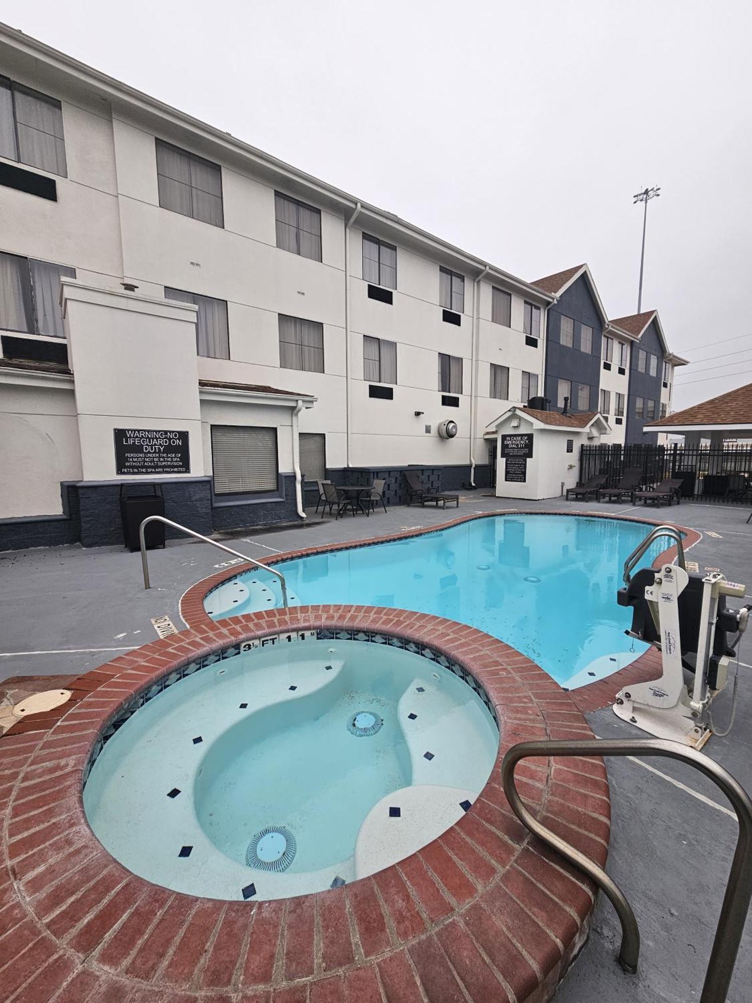 Candlewood Suites Stafford Houston Eksteriør bilde